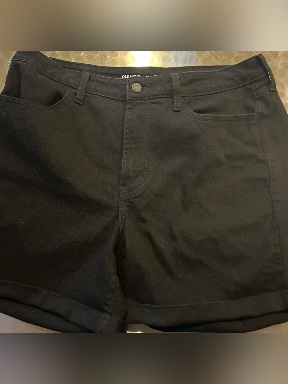 Old Navy Black Women's Roll-Cuff Jean Shorts NWOT